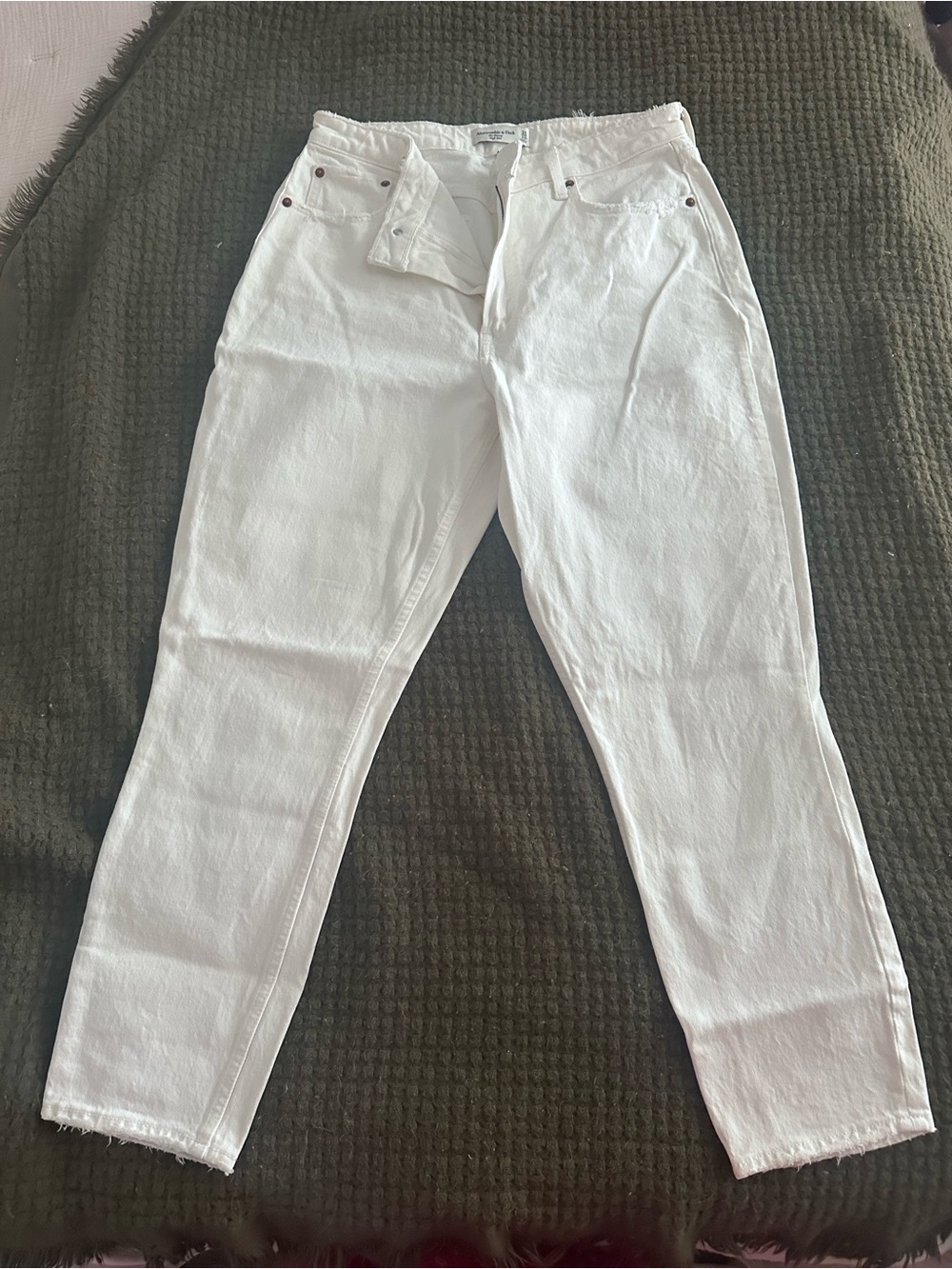 Abercrombie & Fitch White Skinny Jeans